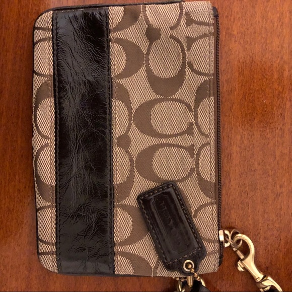 Coach Wristlet - Picture 9 of 12